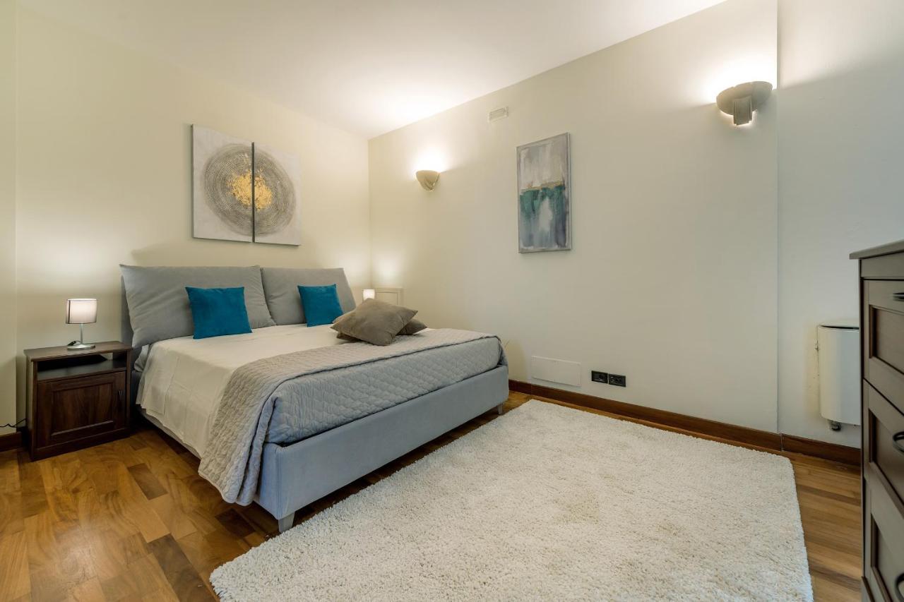 Goodstay Palazzo Marini Suite Lecce Bagian luar foto